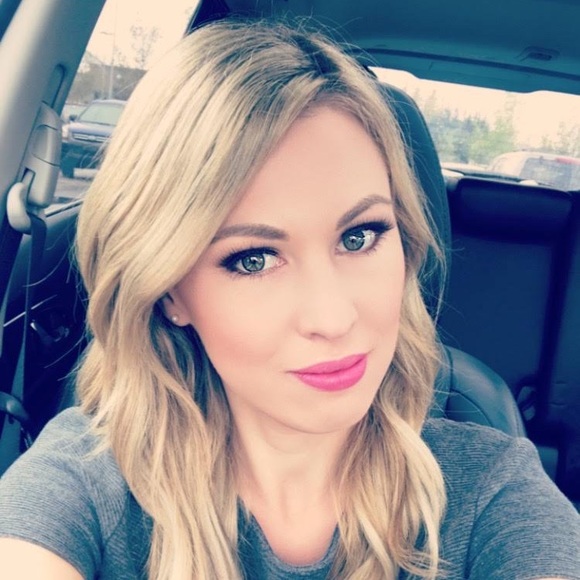 Meet your Posher, Shannon - Picture 1 of 1